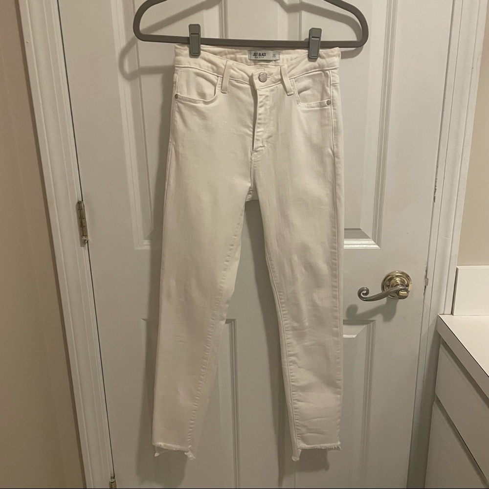 Just Black White Denim Skinny Jeans with Raw Hem